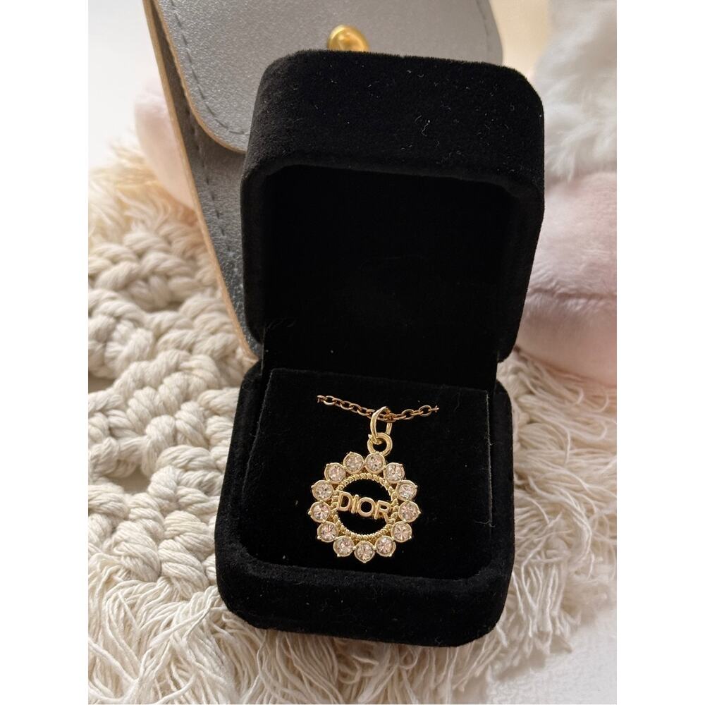 ✨ Vintage ONLY 1! Dior Pearls or Crystal Upcycled Necklace: BOGO Sale! ✨ - Picture 4 of 7
